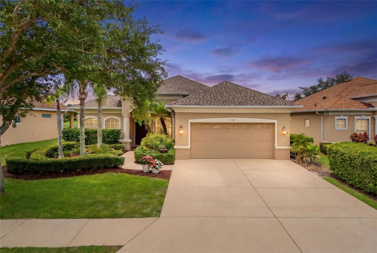 252 DAHLIA CT