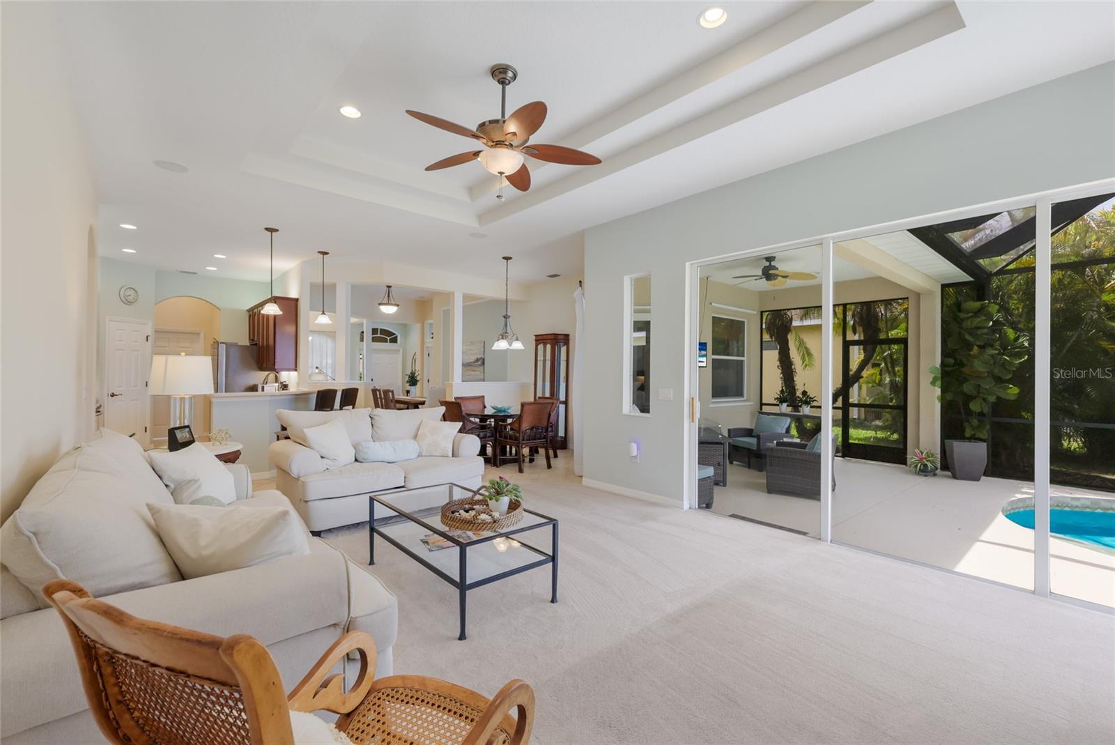252 DAHLIA CT