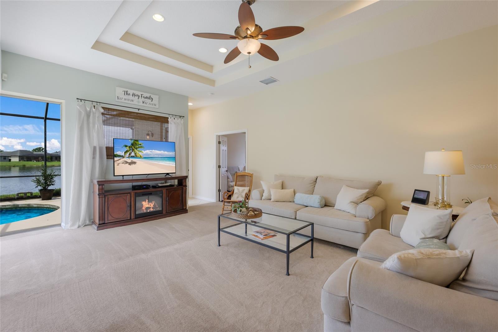 252 DAHLIA CT