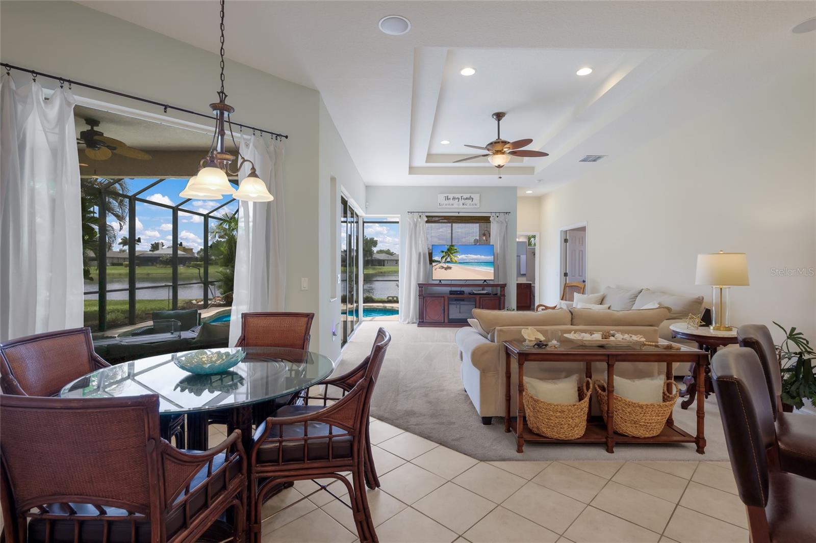 252 DAHLIA CT