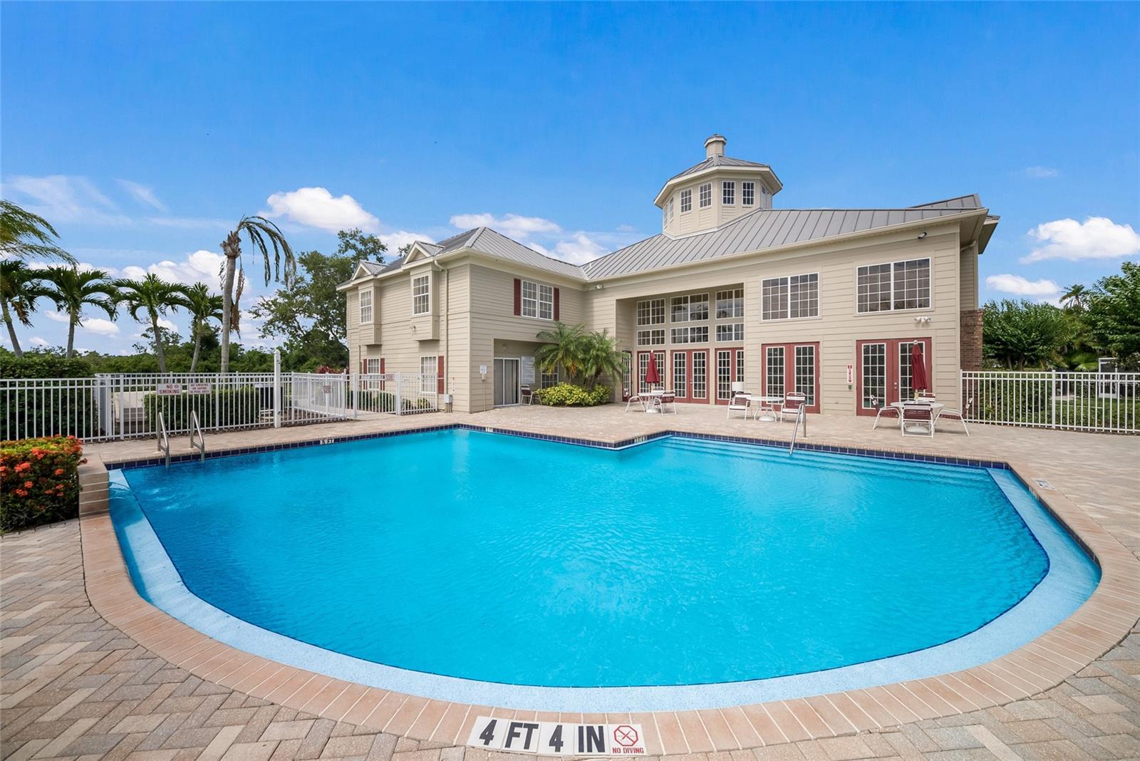 7633 PLANTATION CIR #7633