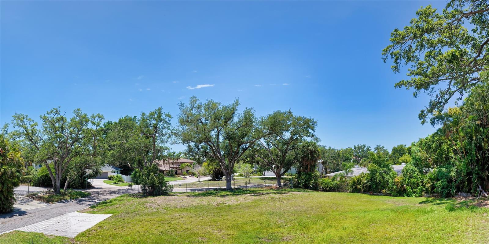 2155 ORIOLE DR