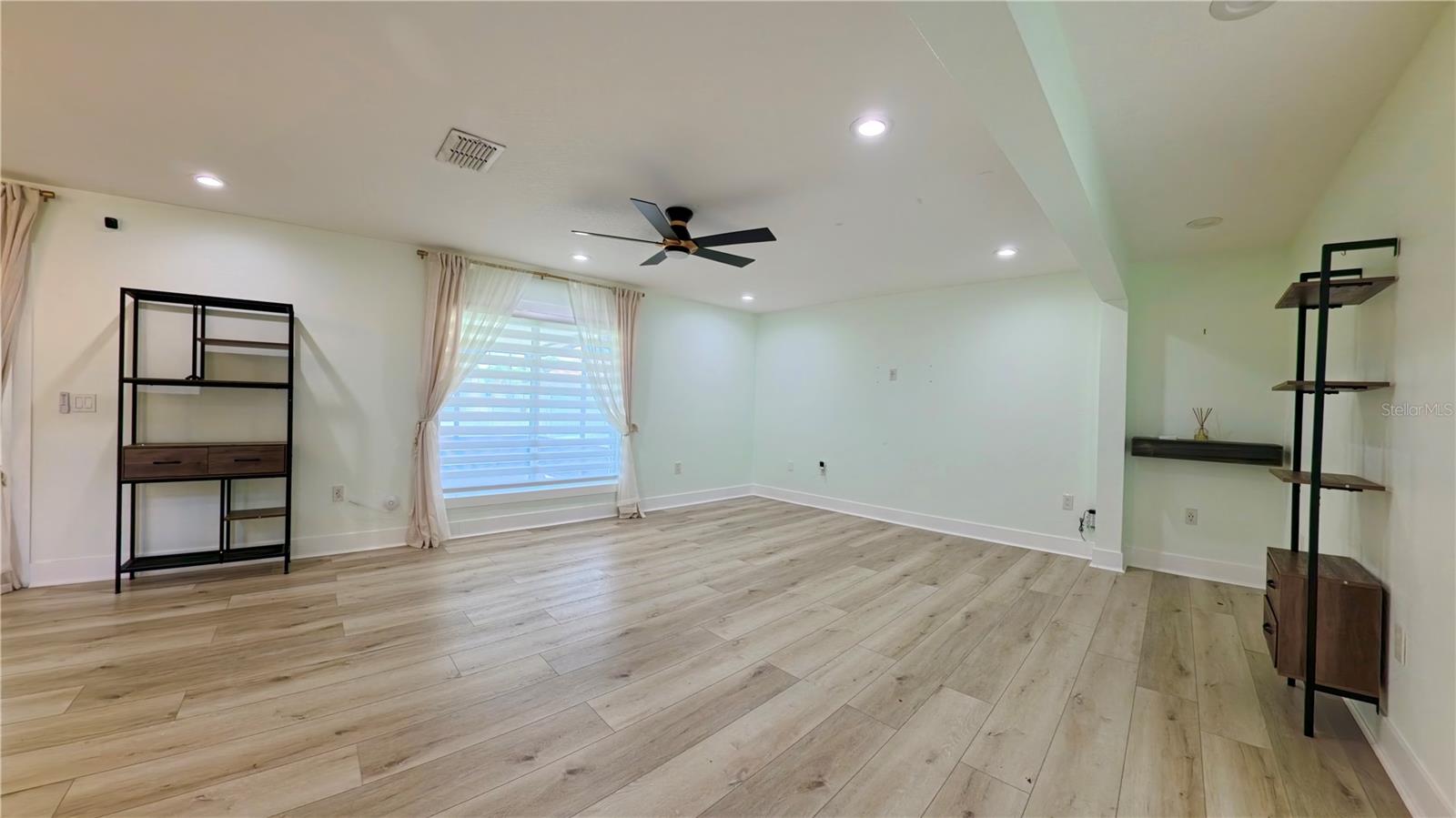 16948 CORNER HILL CT
