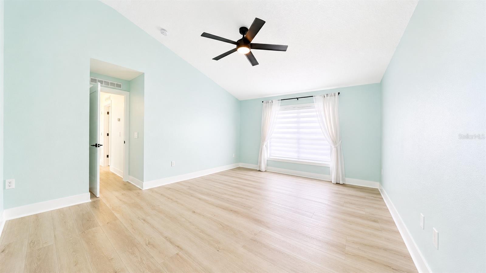 16948 CORNER HILL CT