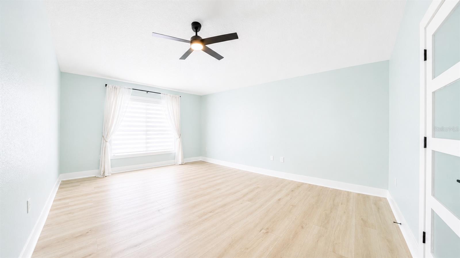 16948 CORNER HILL CT