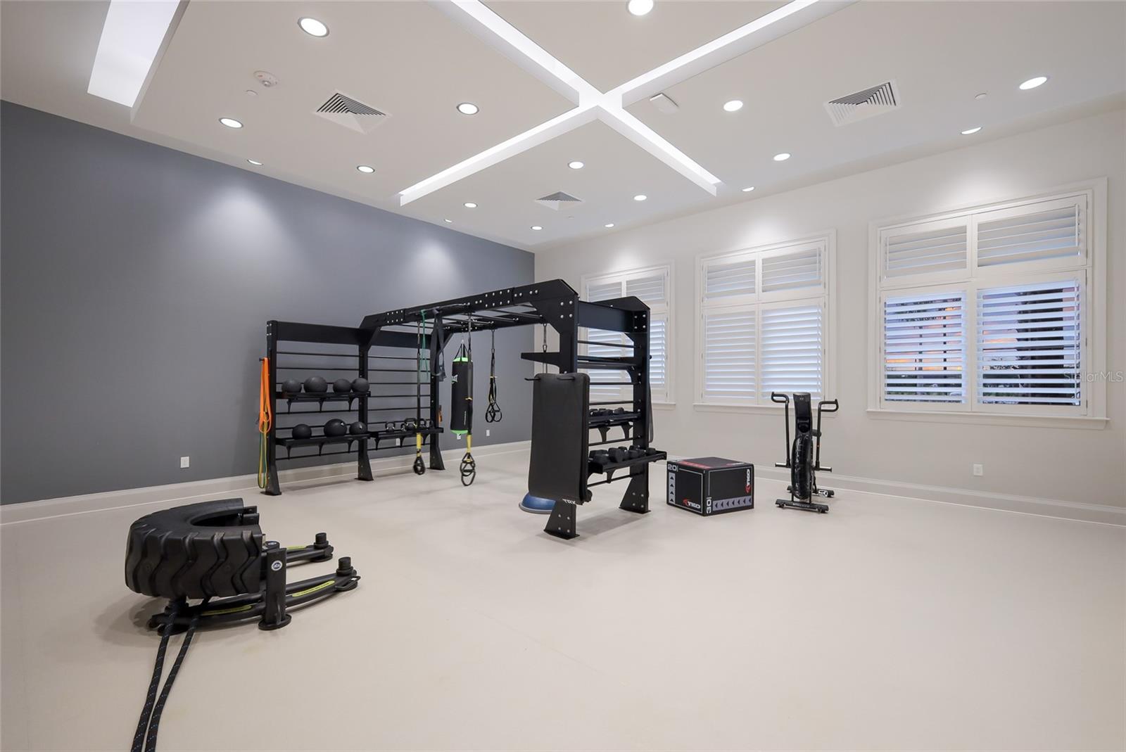 15041 SERENE SHORES LOOP