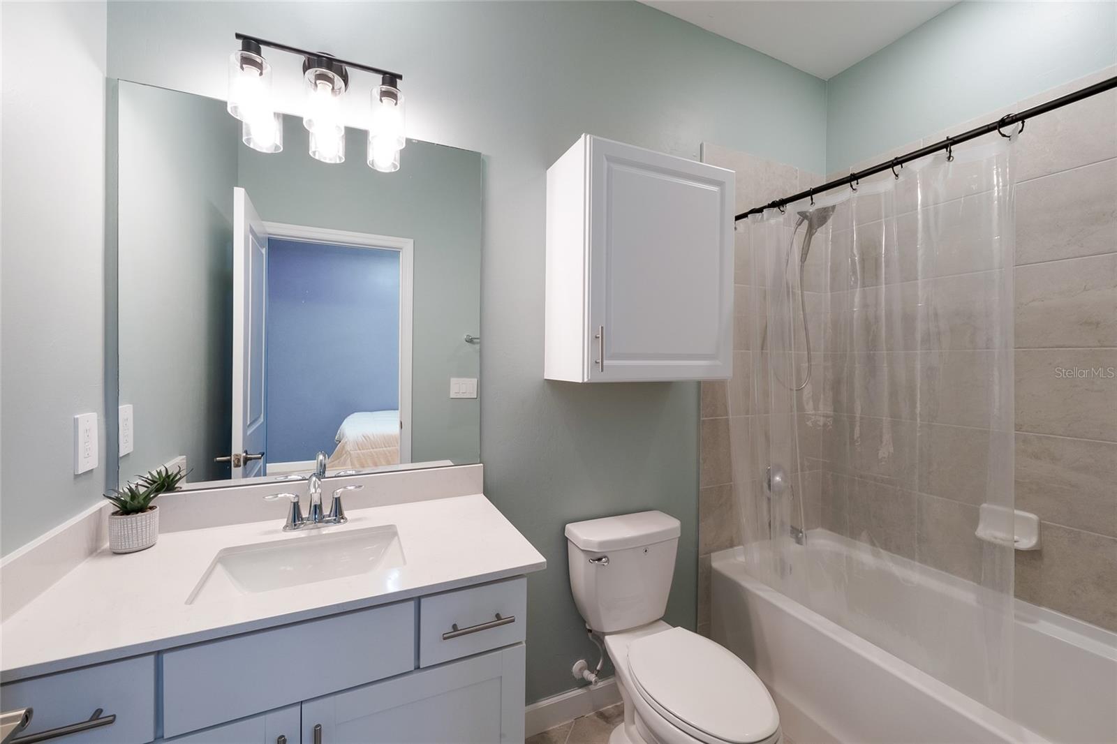 15041 SERENE SHORES LOOP
