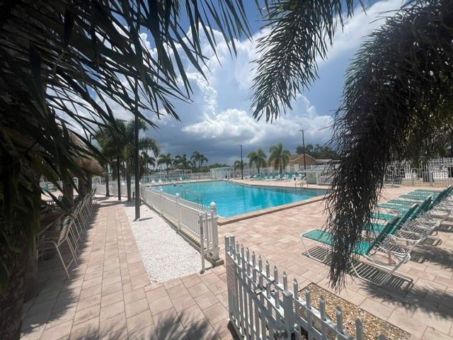4906 SEA ISLAND AVE