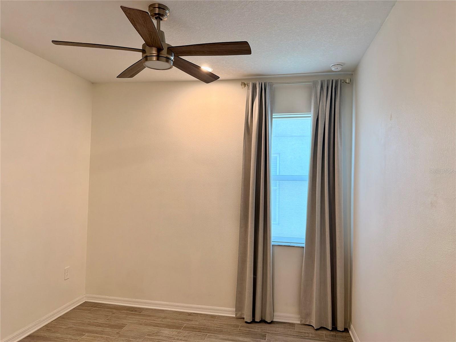 5825 MILLENNIUM SILVER CT