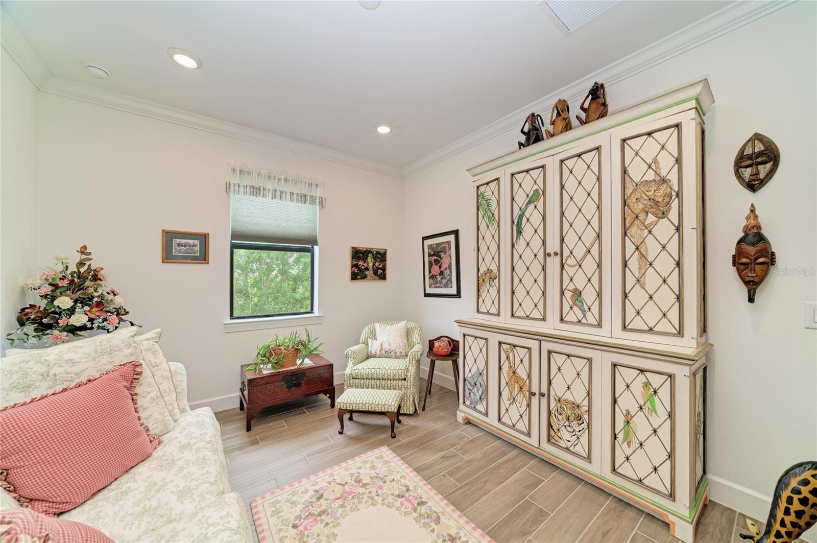 16341 HIDDEN OAK LOOP