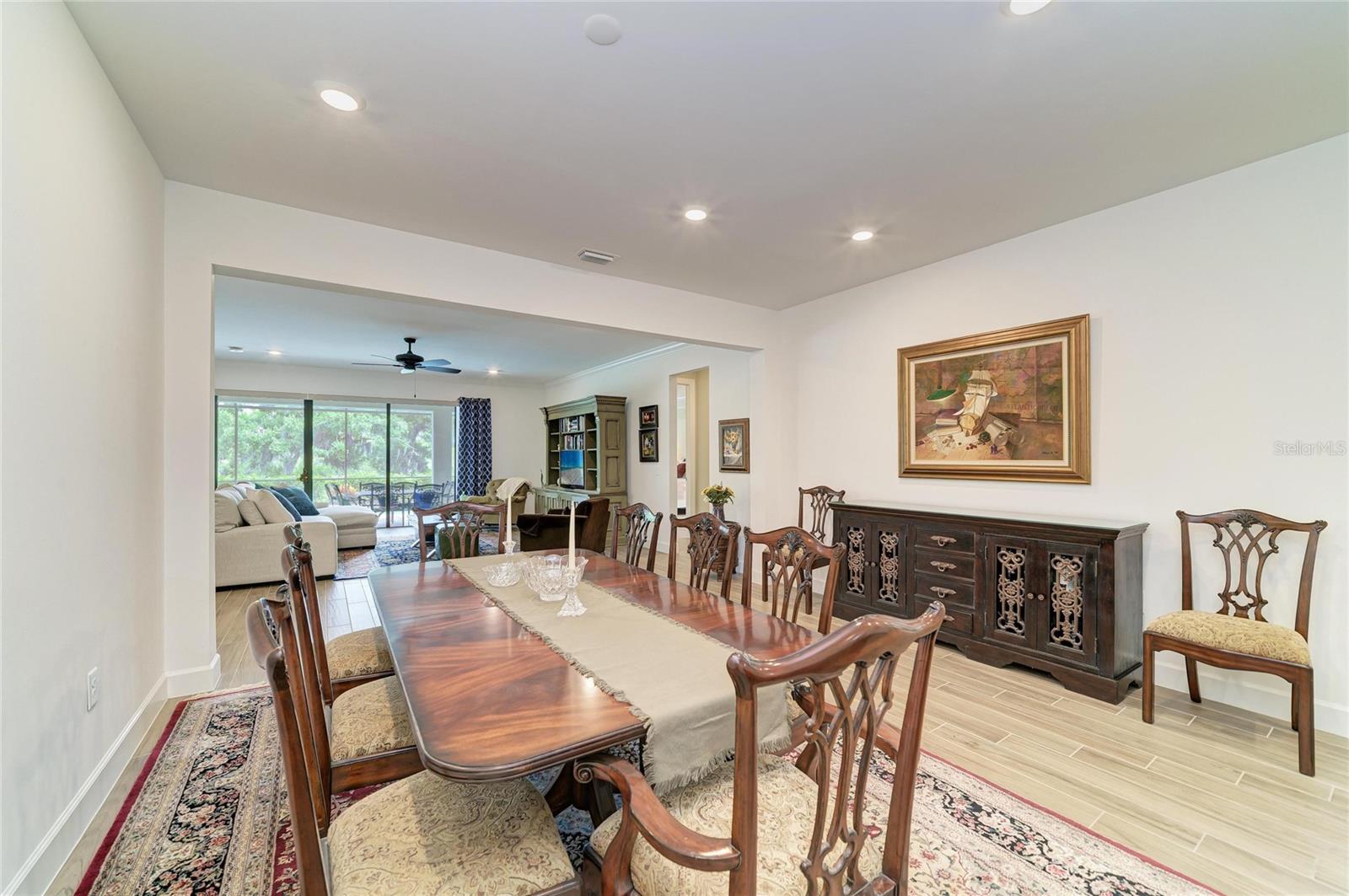 16341 HIDDEN OAK LOOP