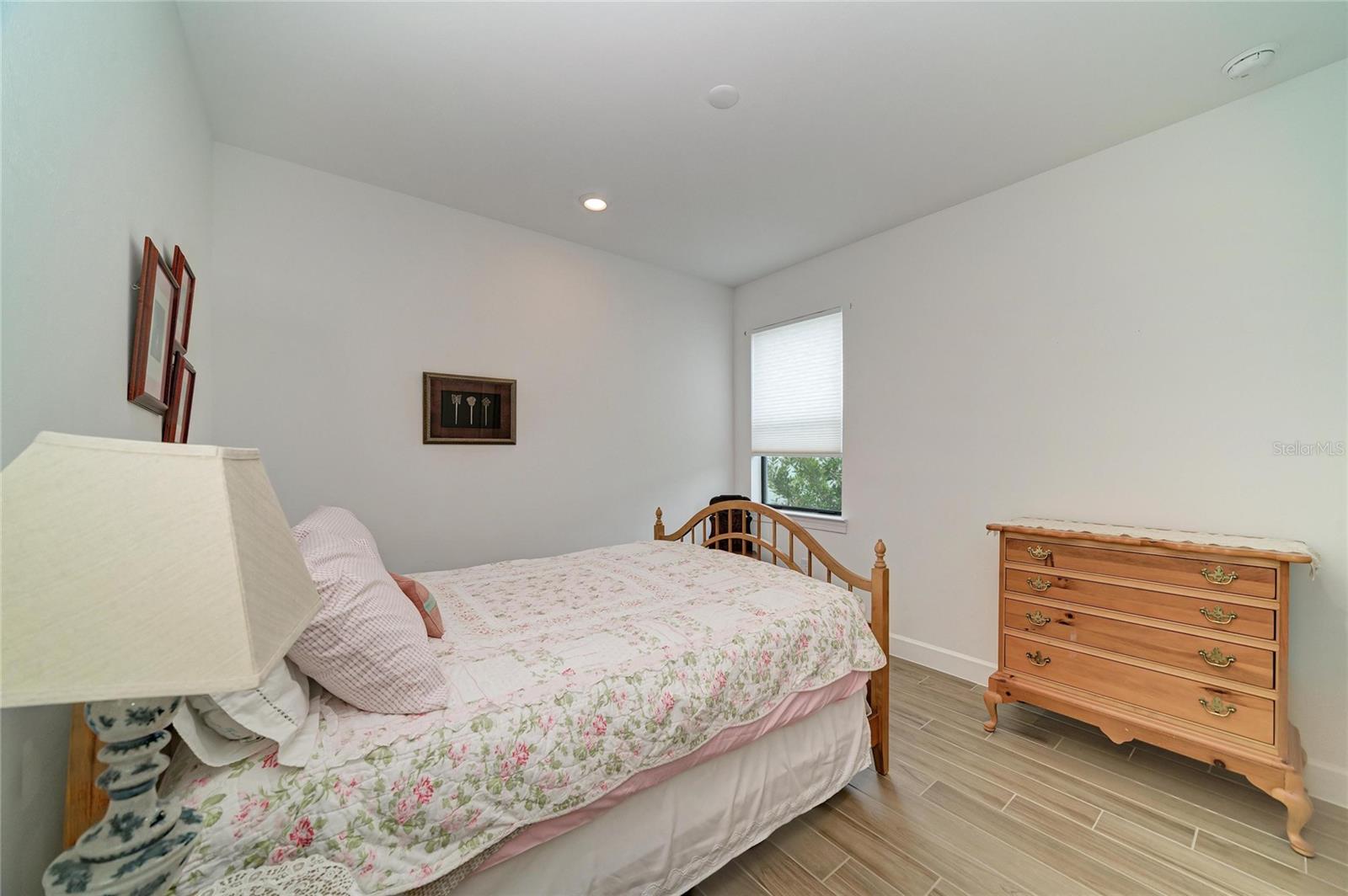 16341 HIDDEN OAK LOOP