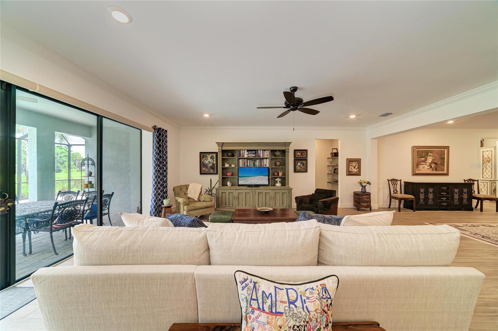 16341 HIDDEN OAK LOOP
