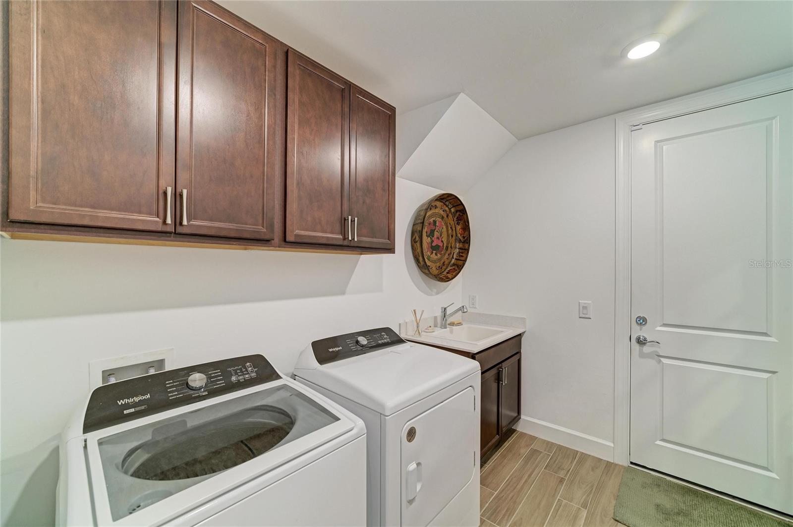16341 HIDDEN OAK LOOP