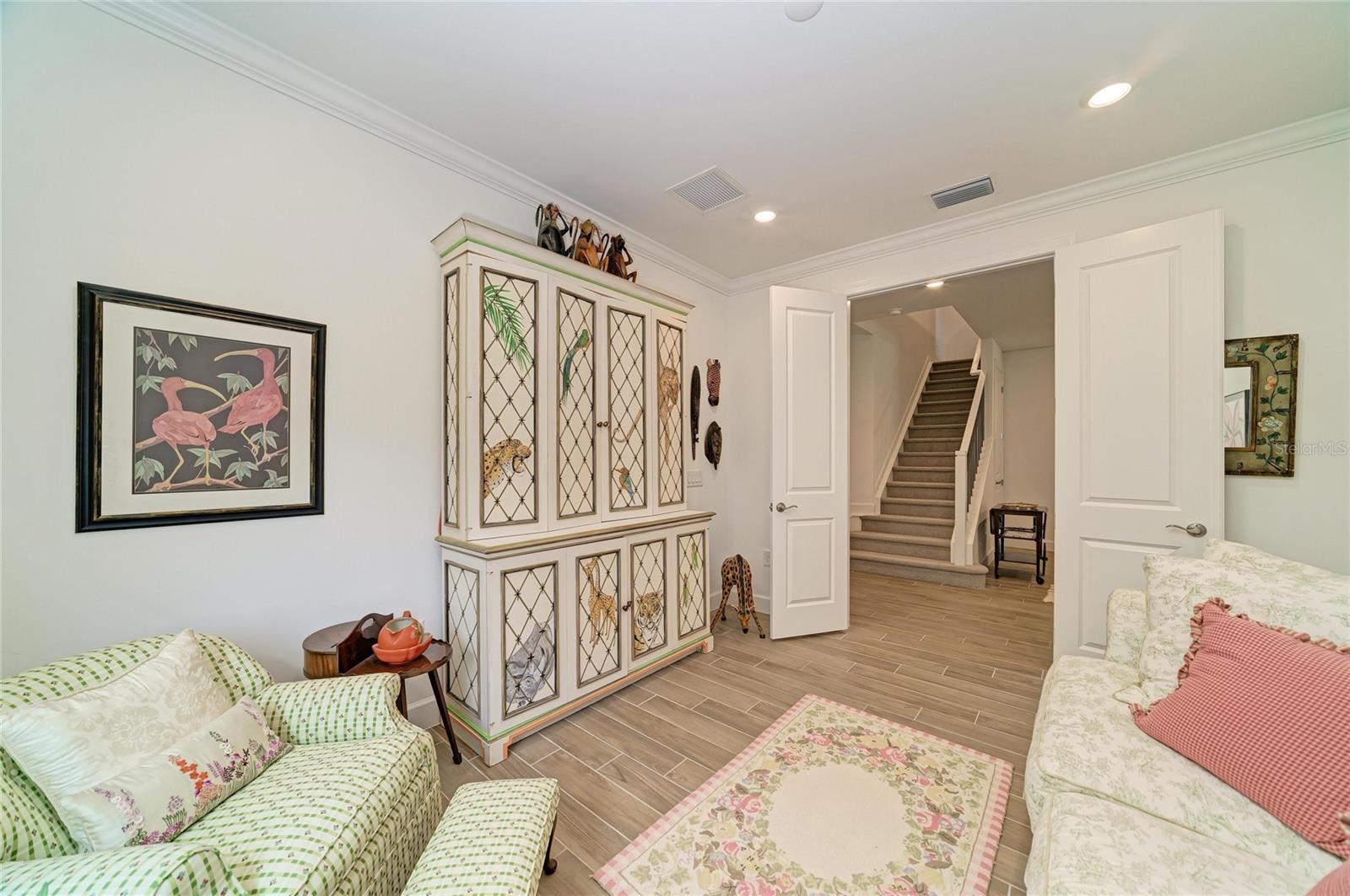 16341 HIDDEN OAK LOOP