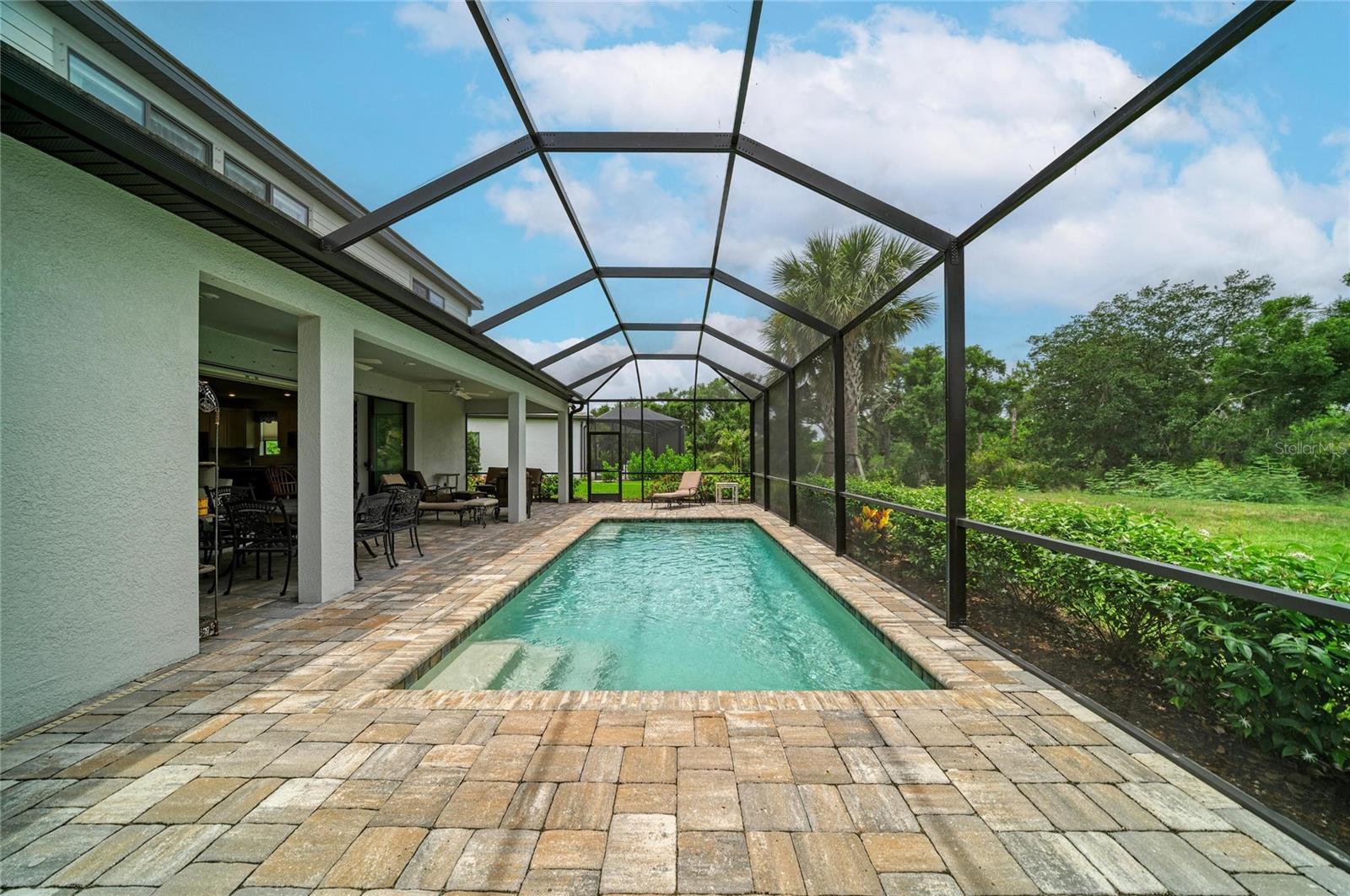 16341 HIDDEN OAK LOOP