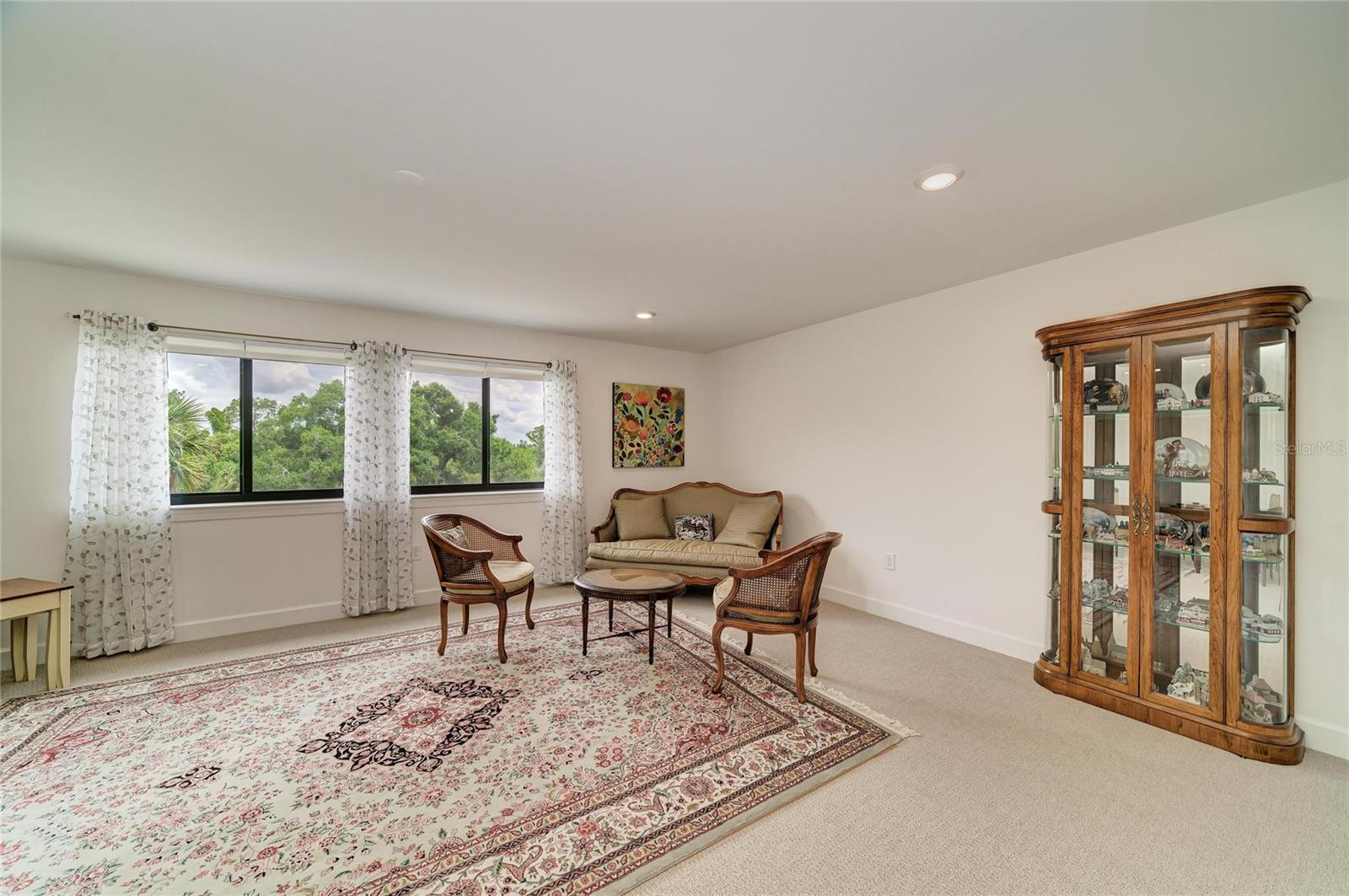 16341 HIDDEN OAK LOOP