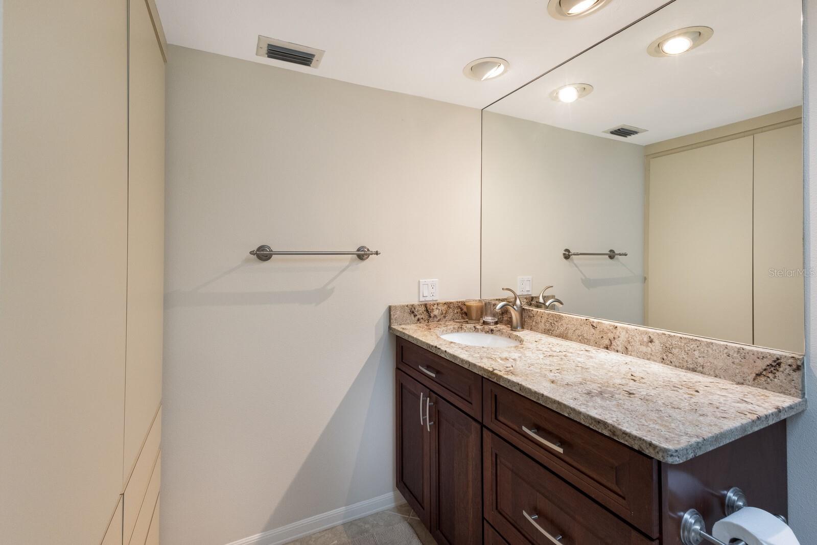 1479 LANDINGS CIR #41