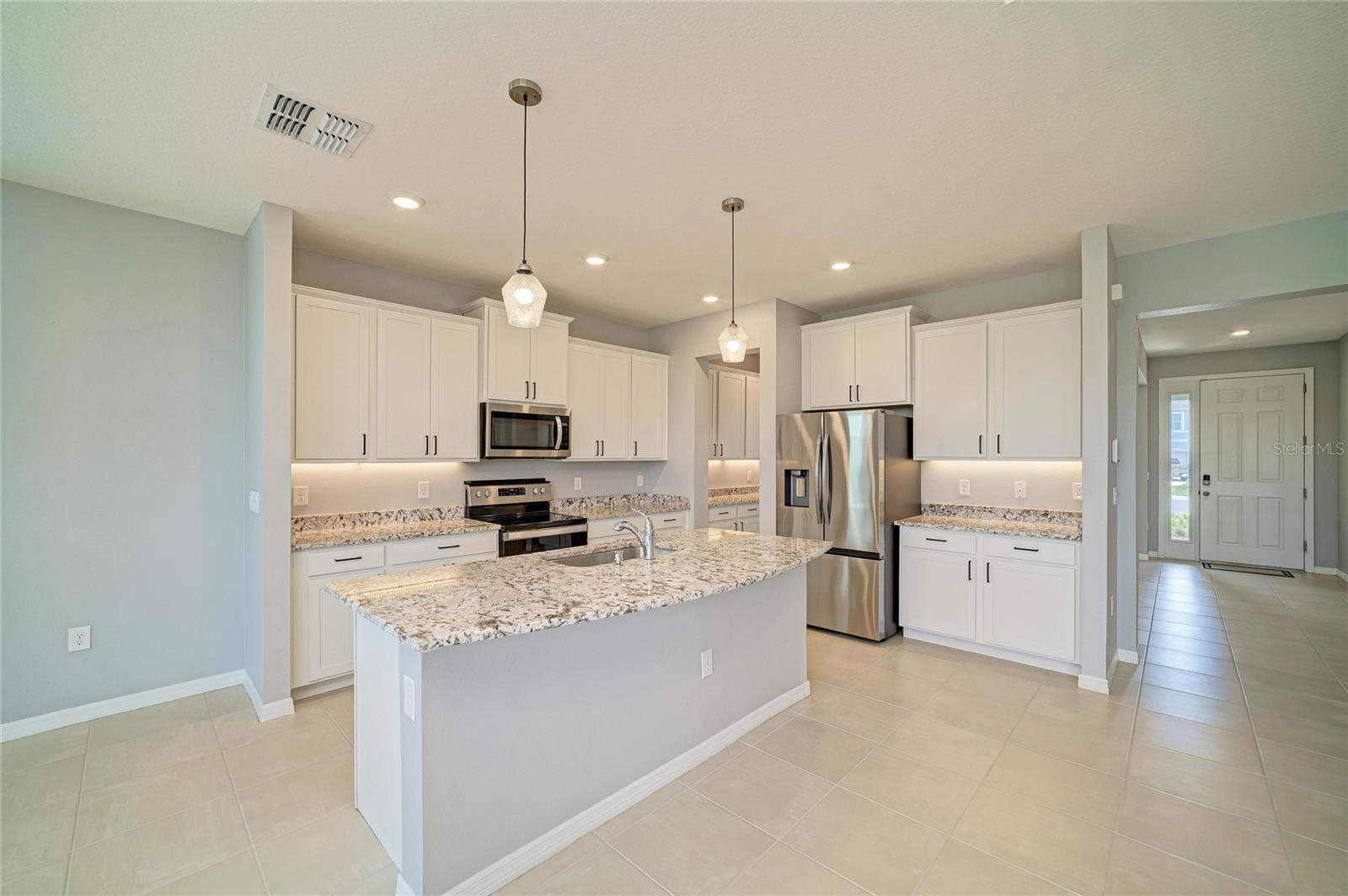 2230 MARSH HARBOUR LOOP