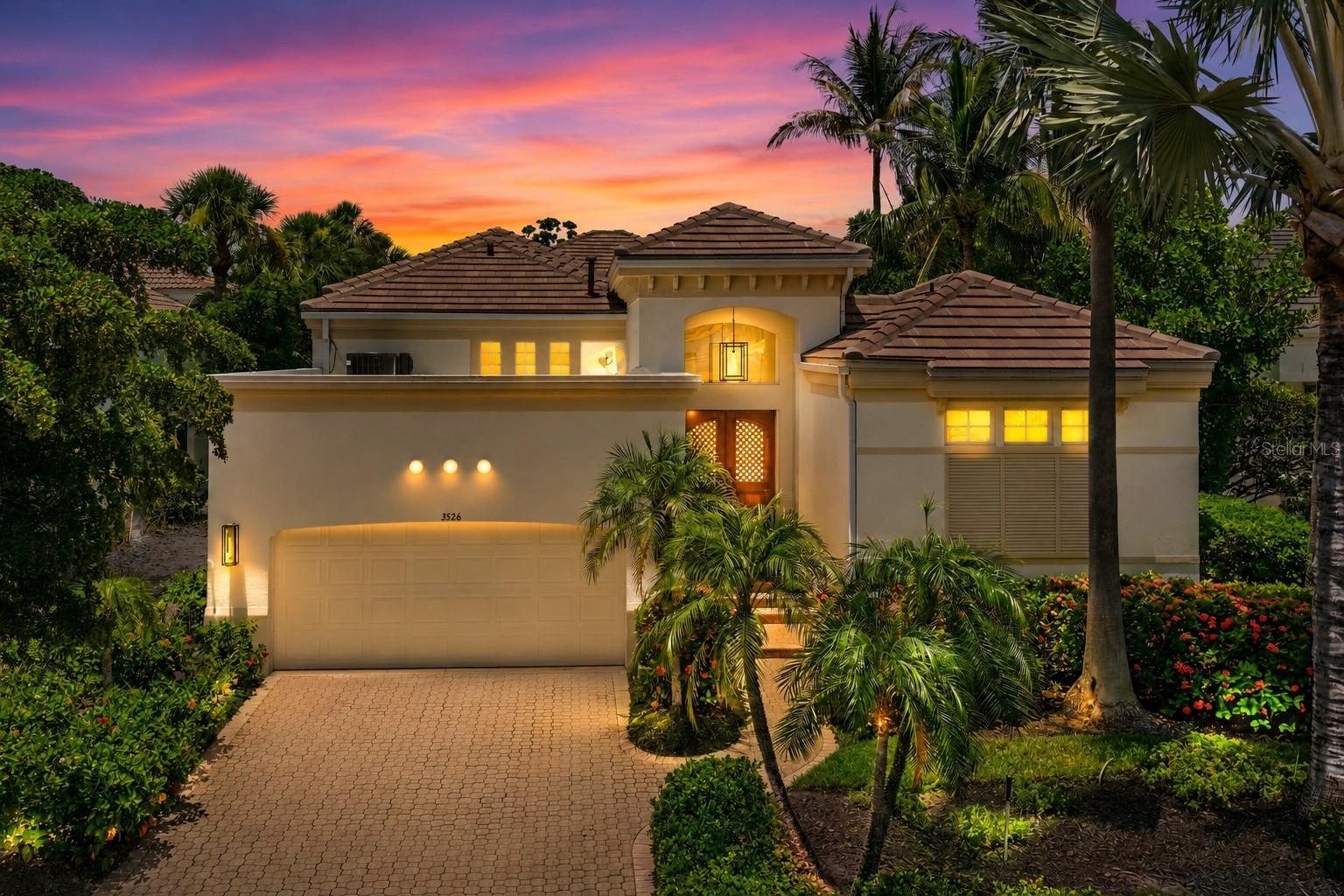 3526 FAIR OAKS LANE