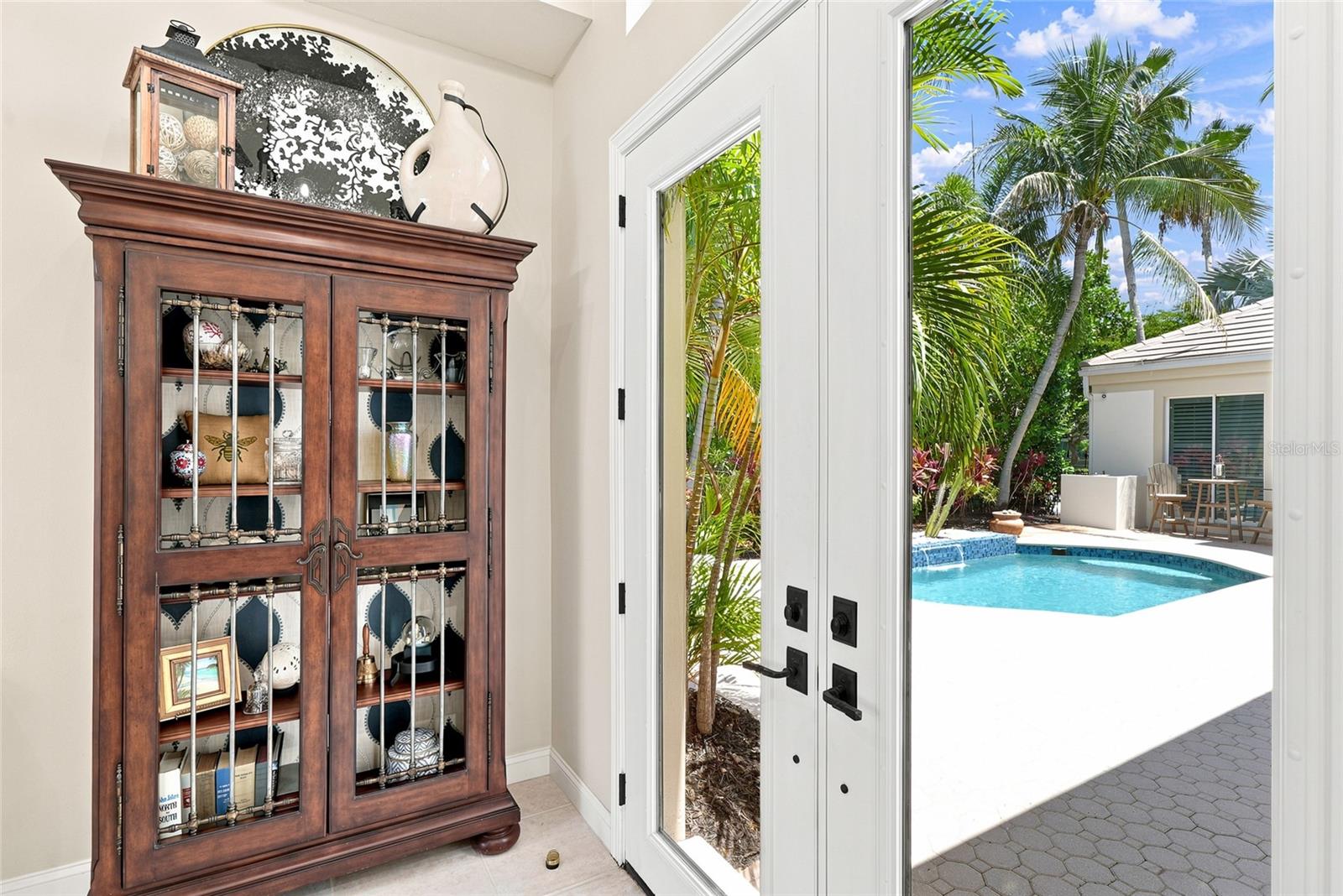 3526 FAIR OAKS LANE