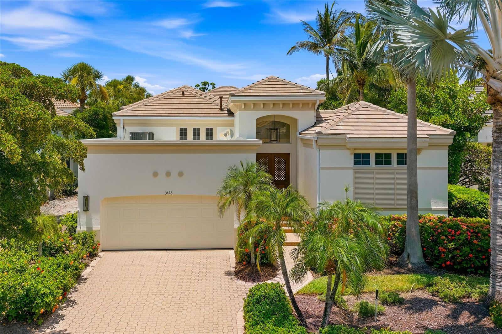 3526 FAIR OAKS LANE