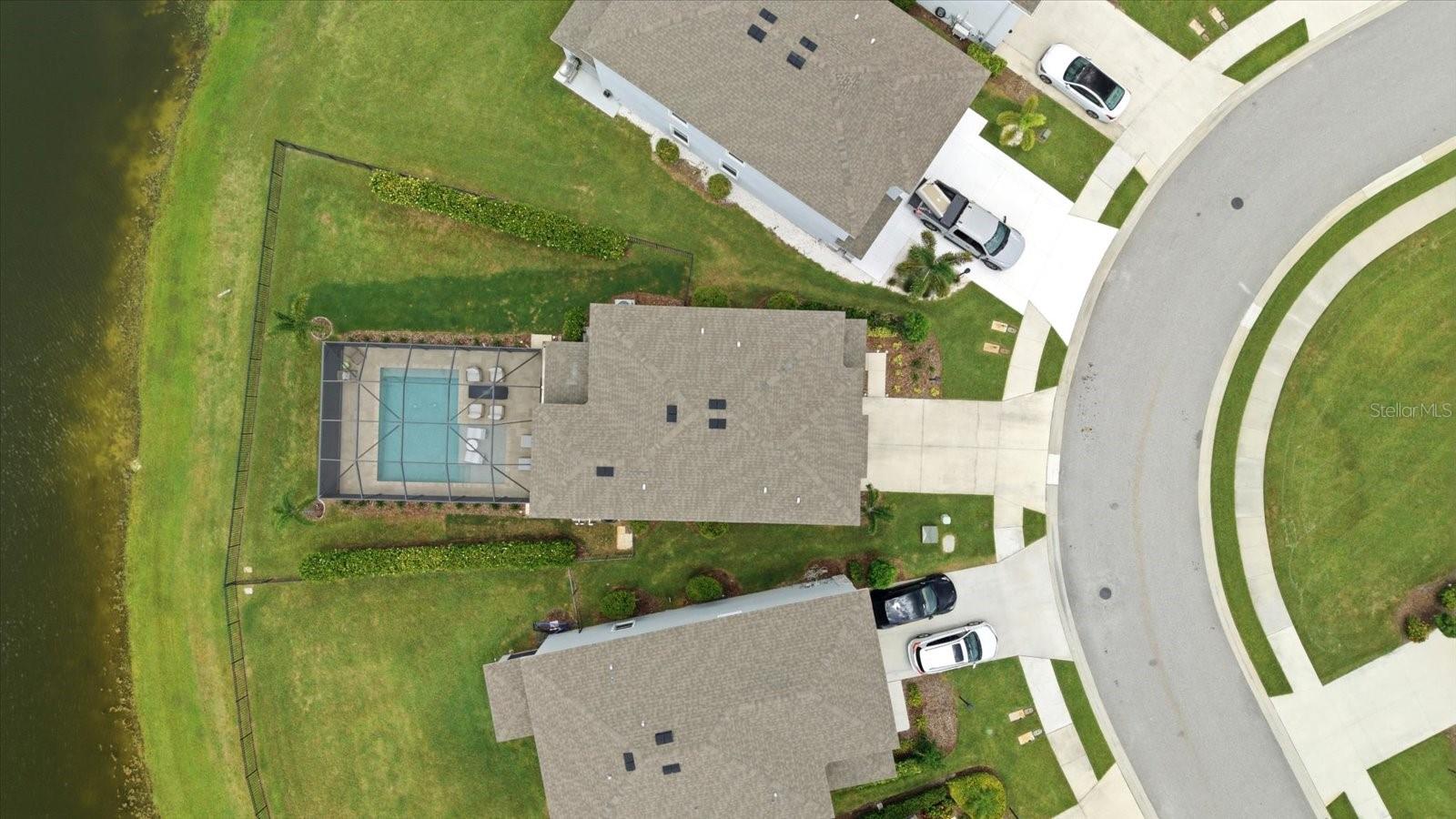 3283 HILLTOP CIR