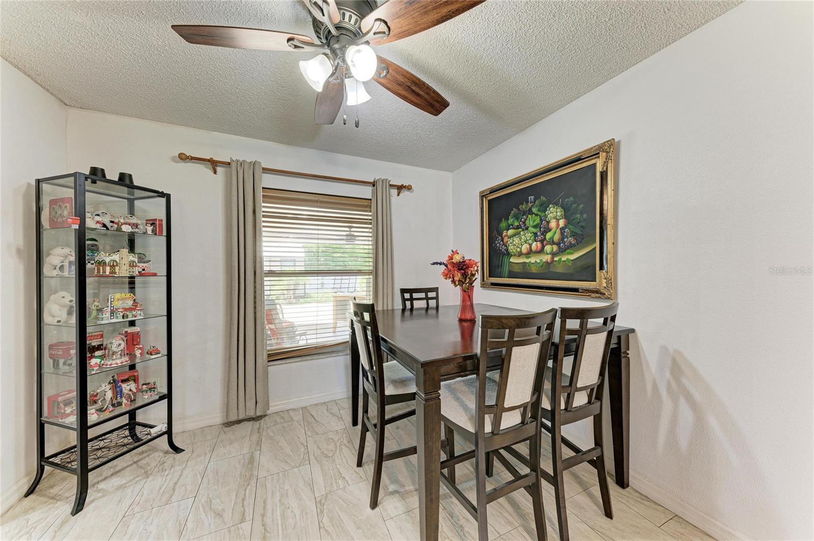 1520 SUNNYHILLS DR
