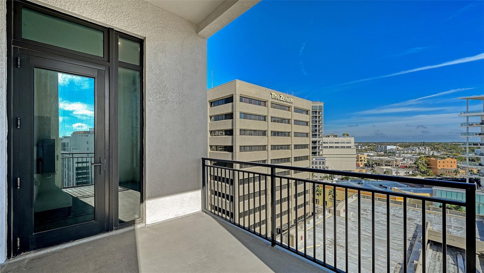 33 S PALM AVE #904