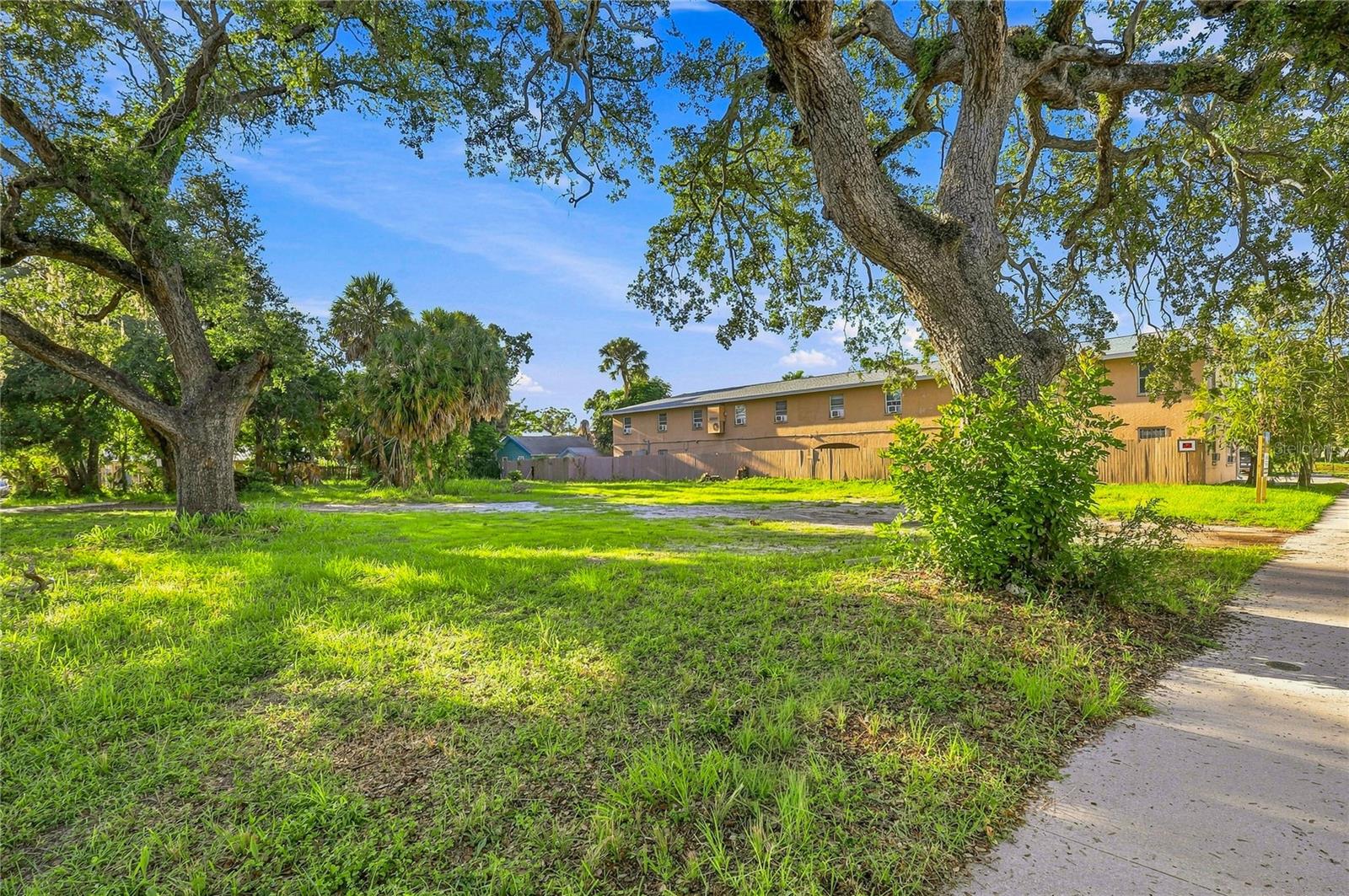 918 ORANGE AVE