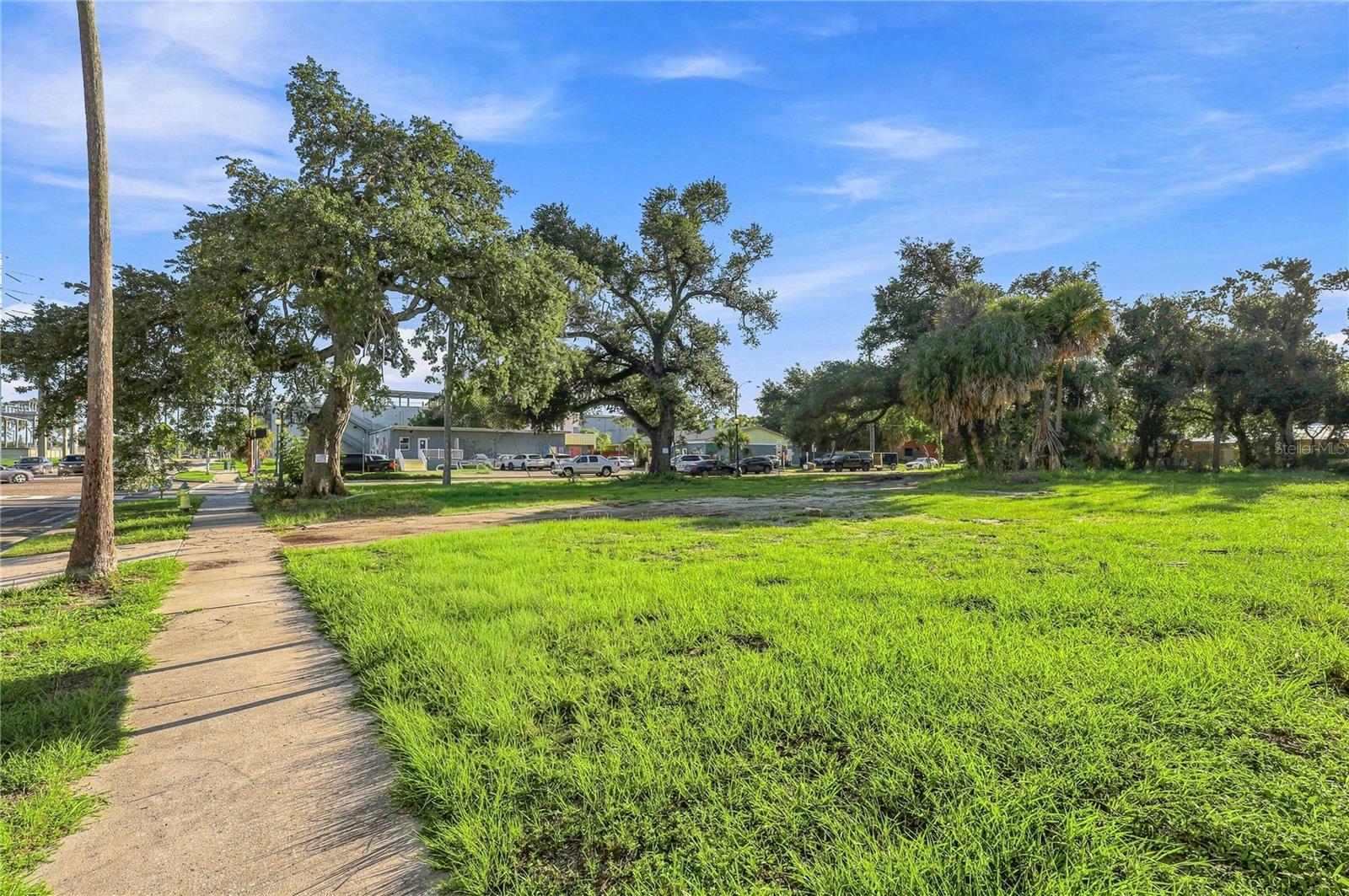 918 ORANGE AVE