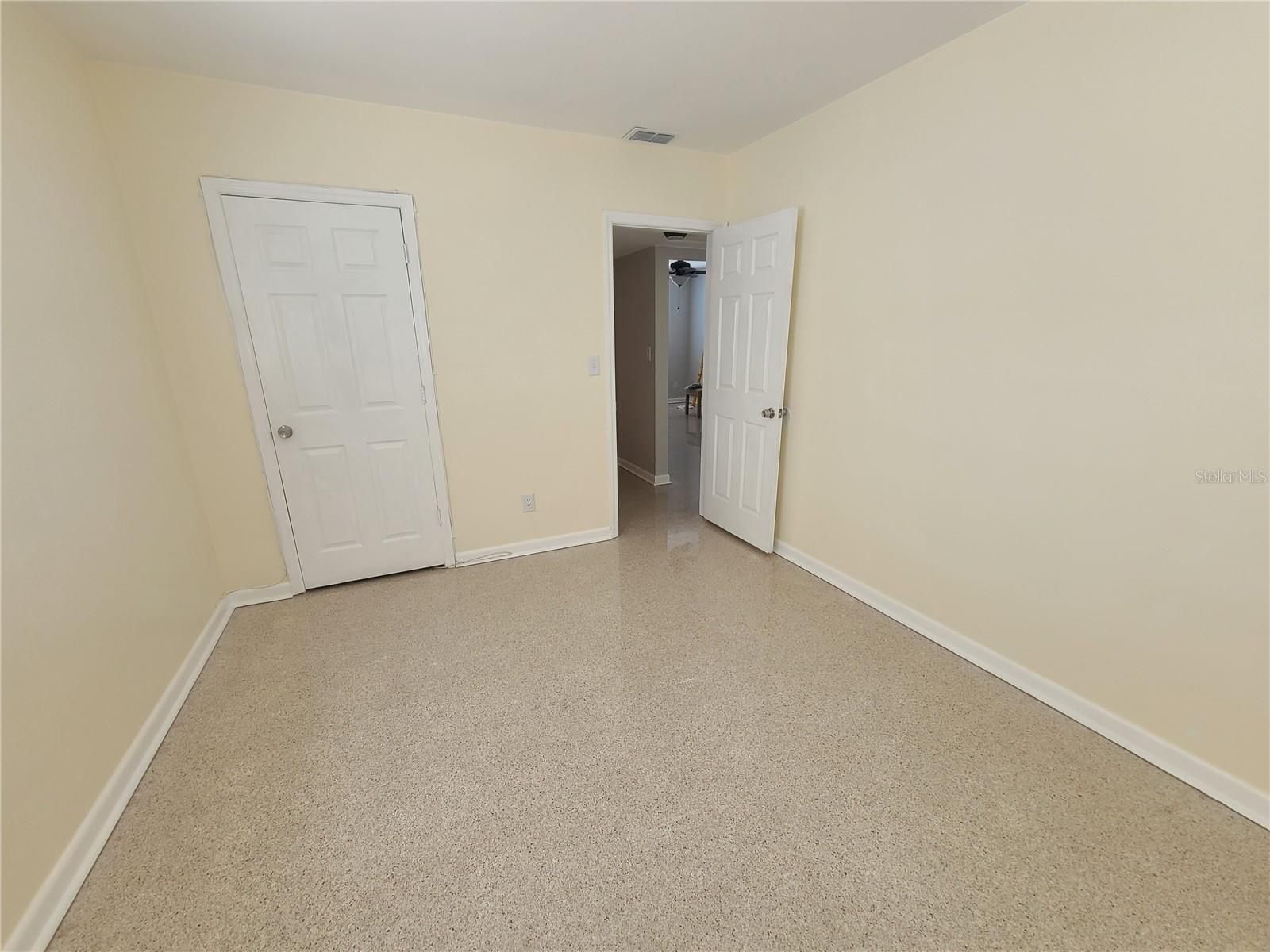 5000 35TH AVE N