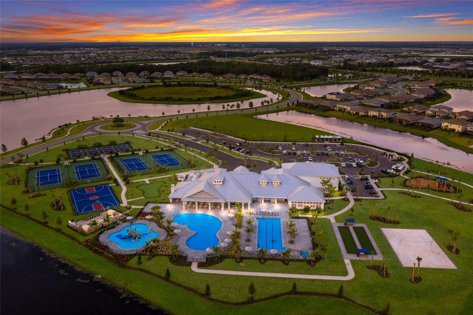 14988 SERENE SHORES LOOP