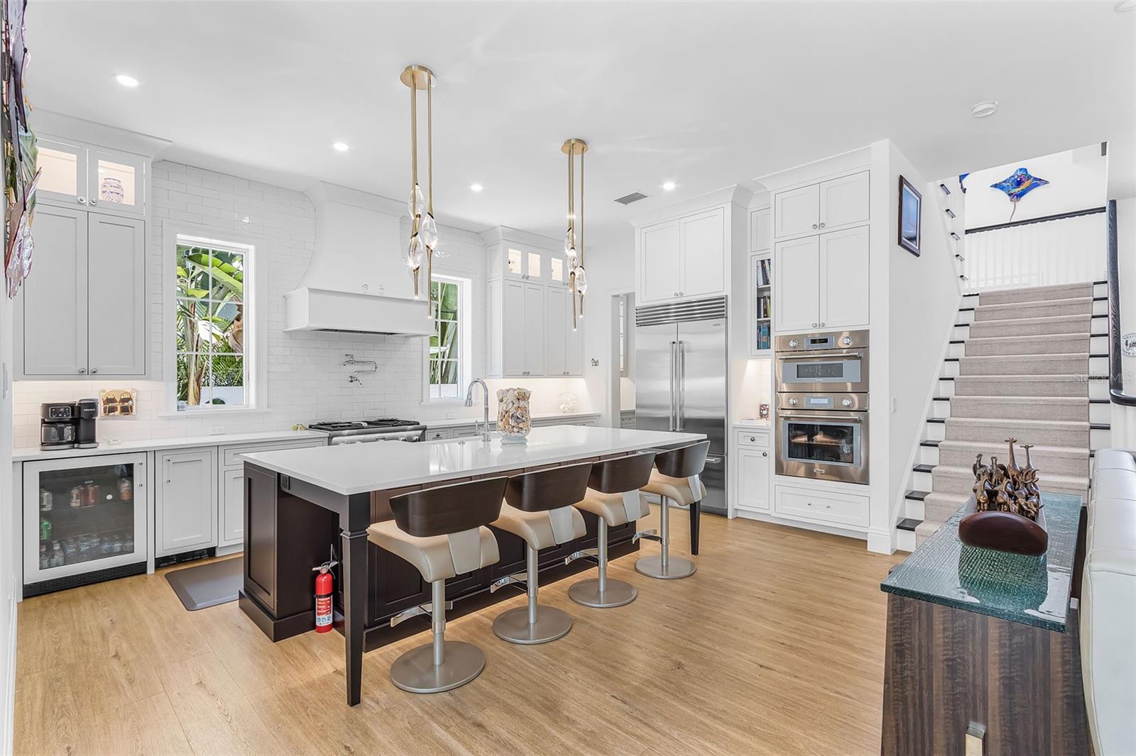1426 S OSPREY AVE