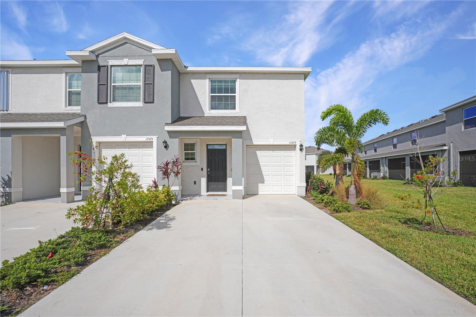 17579 CRESCENT MOON LOOP