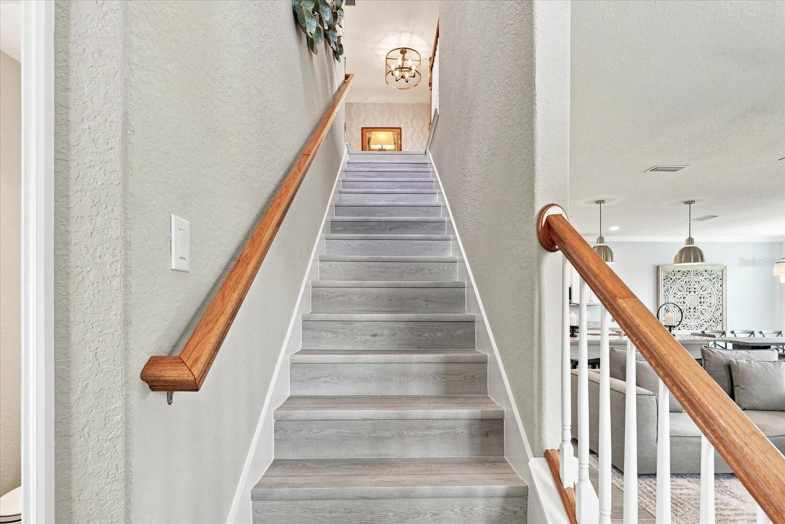2528 STARWOOD CT