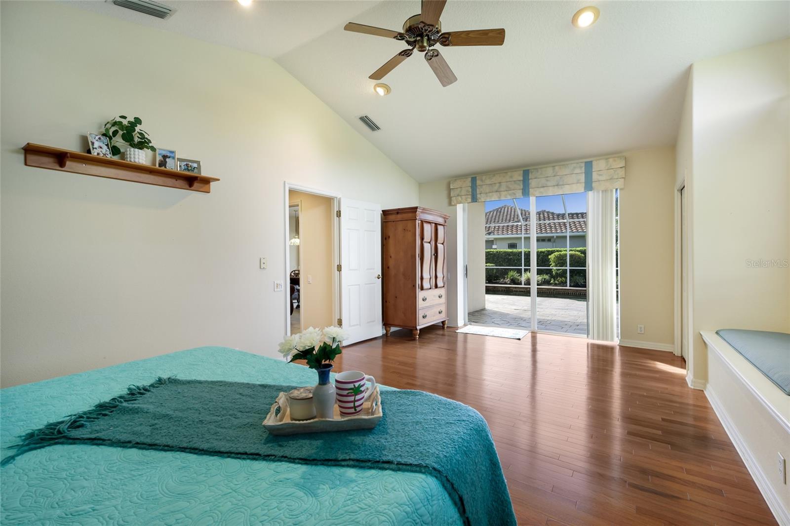 2701 LITTLE COUNTRY RD