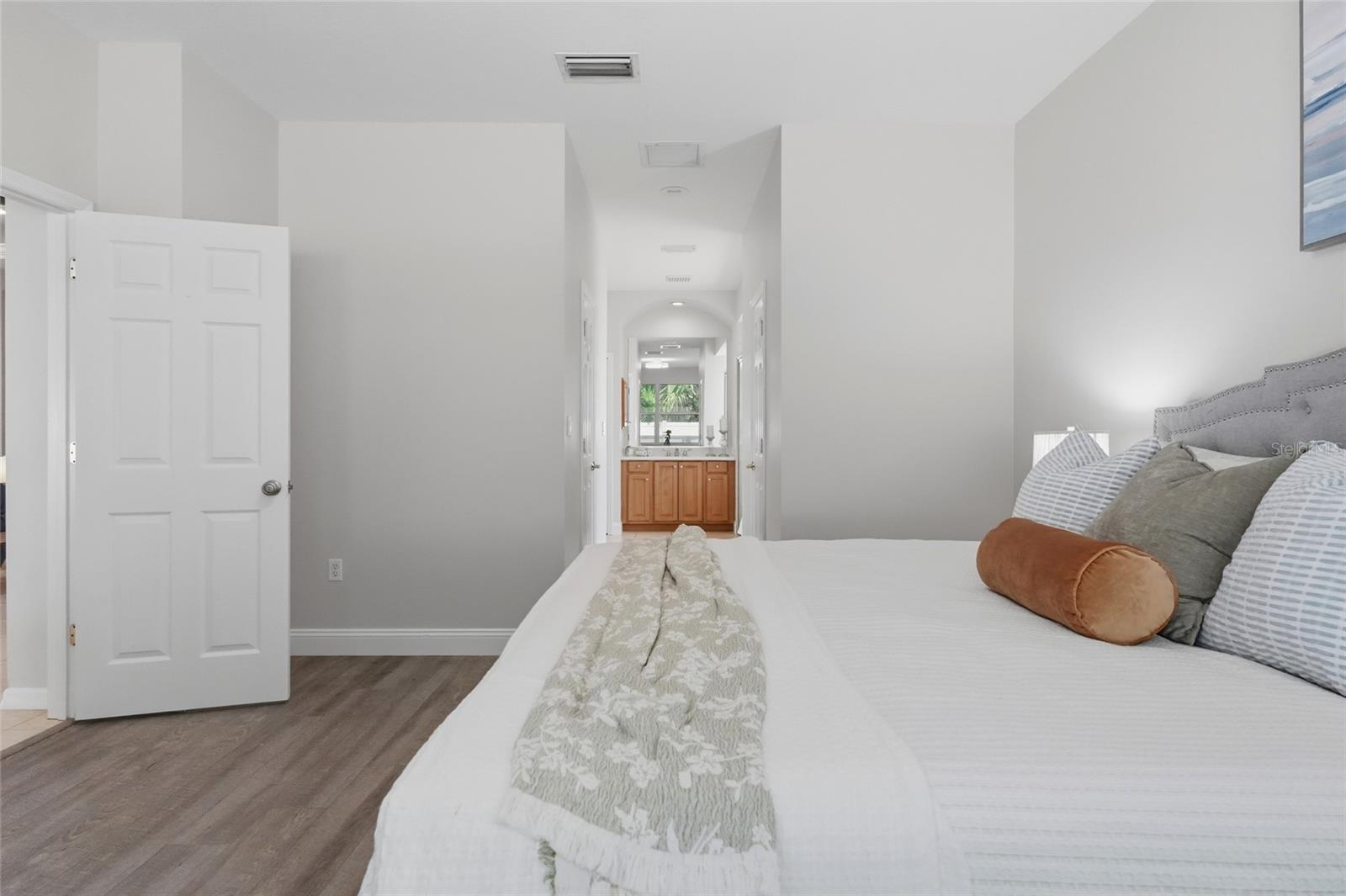7019 OWLS NEST TER