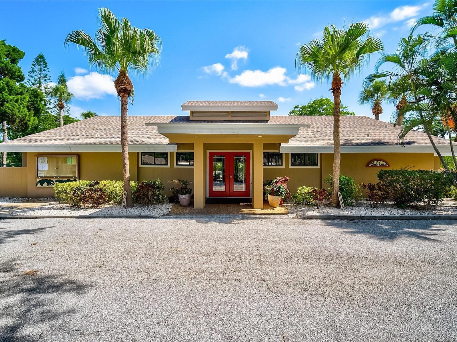 4956 VILLAGE GARDENS DR #145