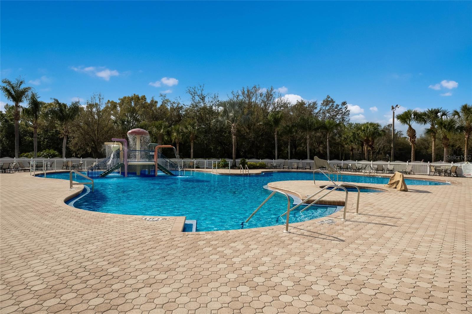 248 DAHLIA CT