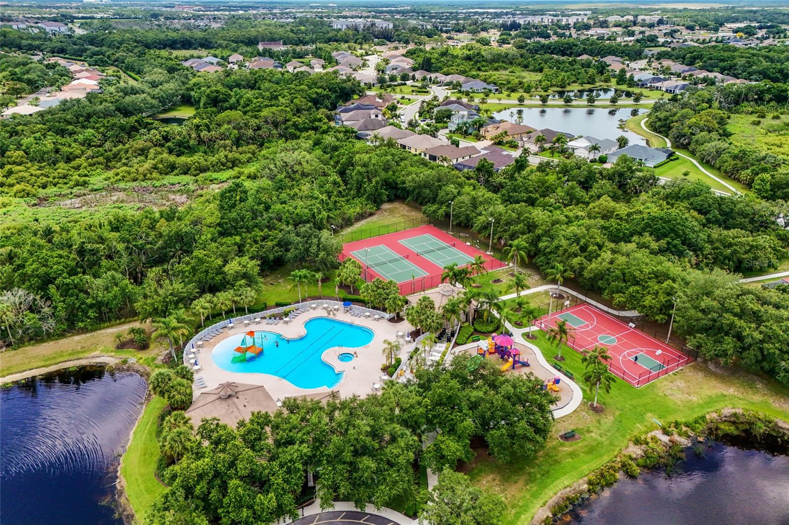 248 DAHLIA CT