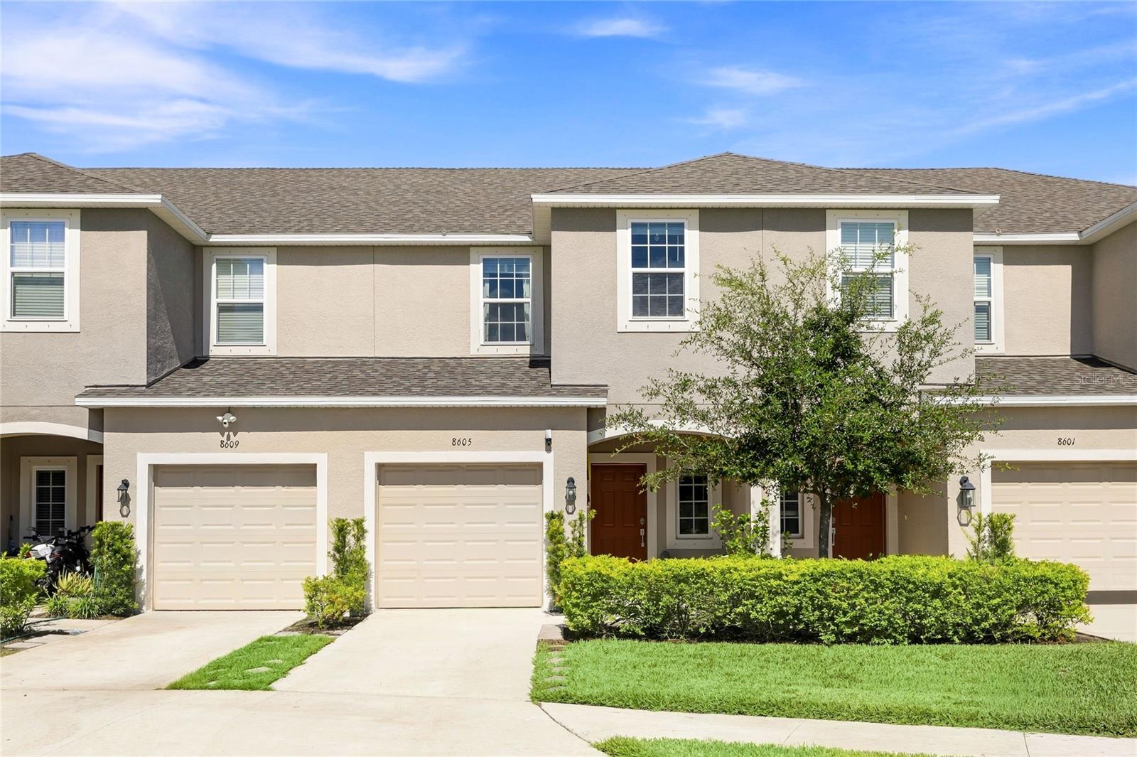8605 LUNAR SKYE ST