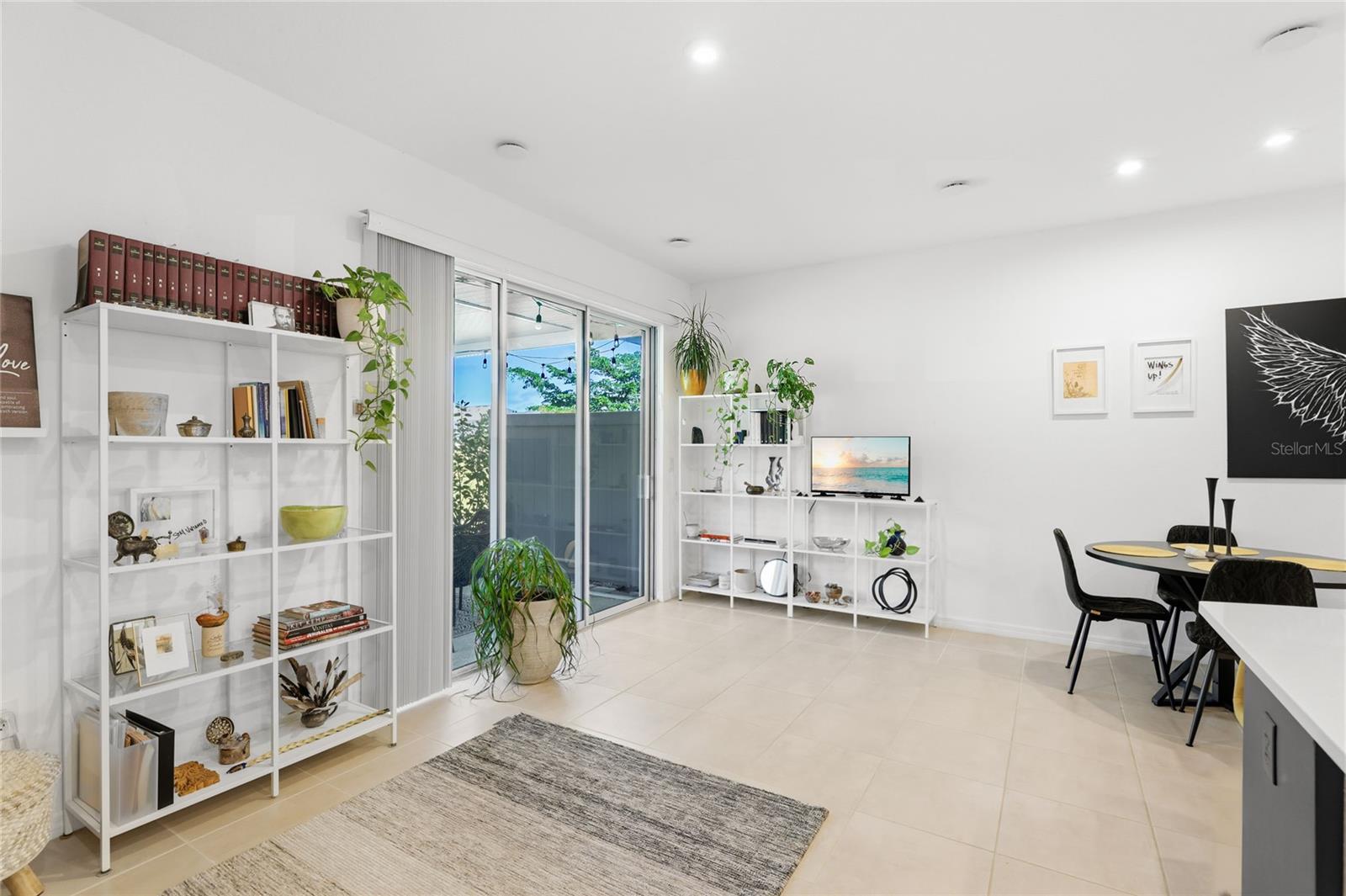 8605 LUNAR SKYE ST