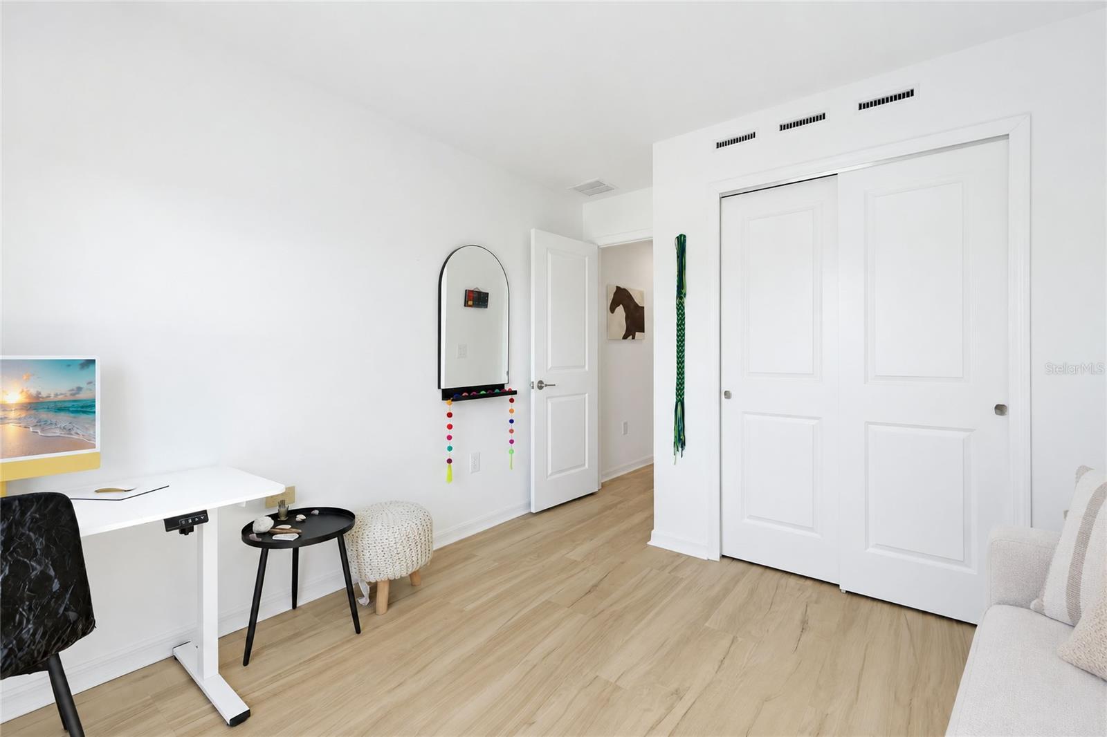 8605 LUNAR SKYE ST