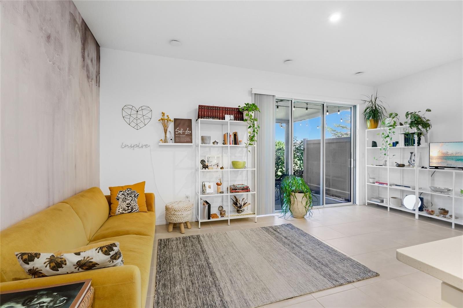 8605 LUNAR SKYE ST