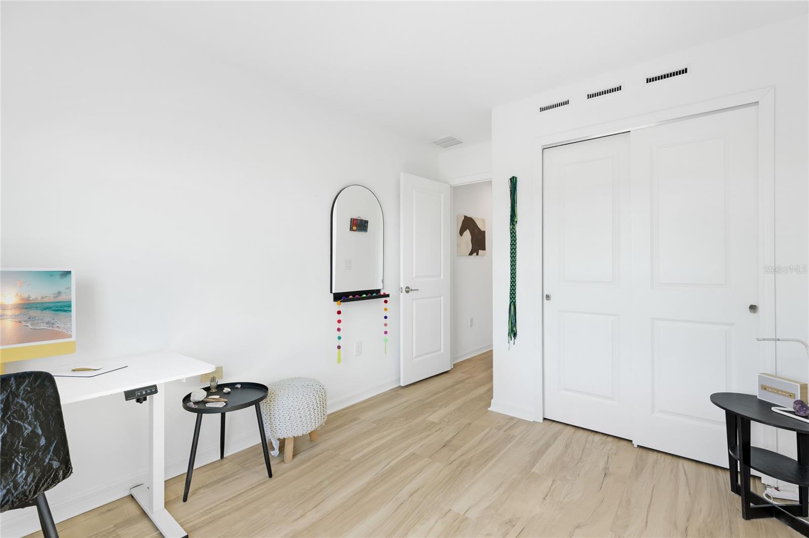 8605 LUNAR SKYE ST