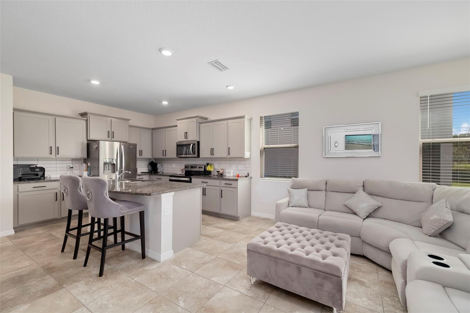 6593 SERENITY FALLS LN