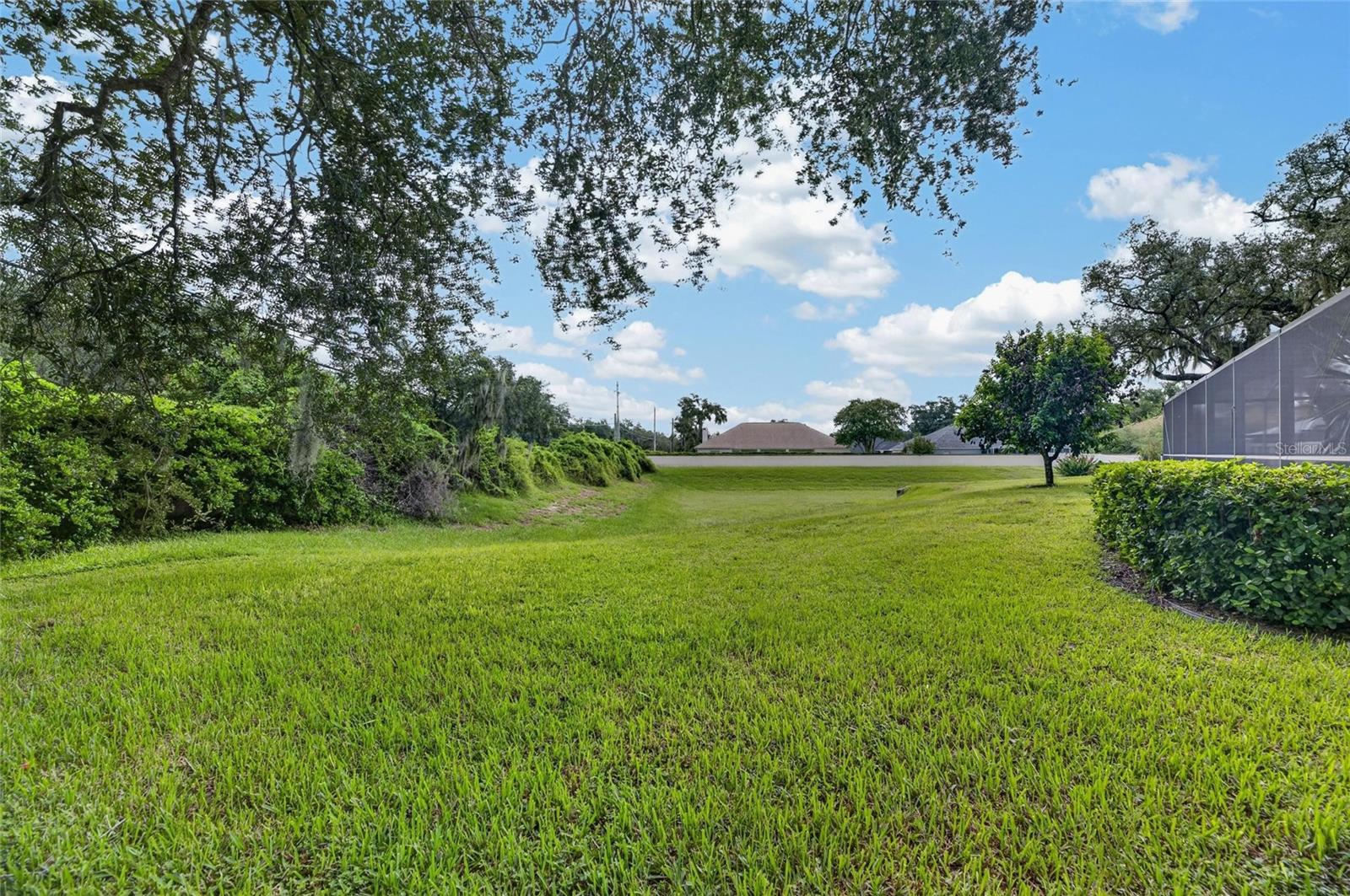 104 BARRINGTON DR