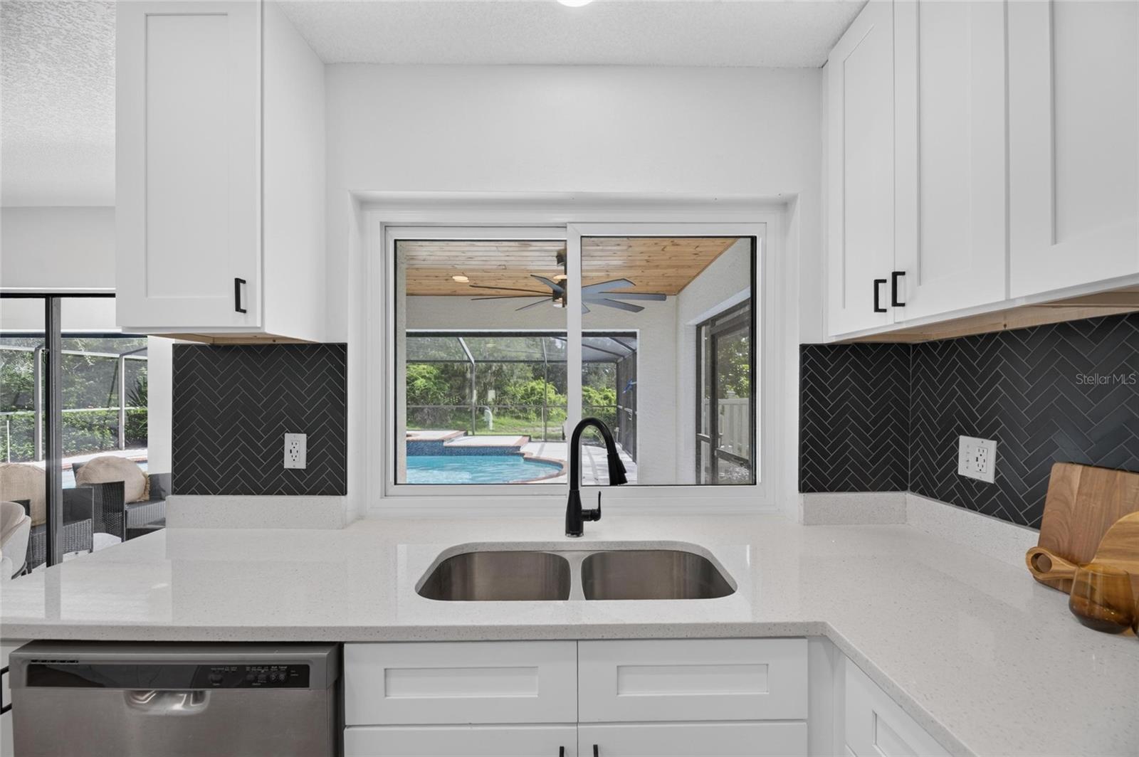 104 BARRINGTON DR