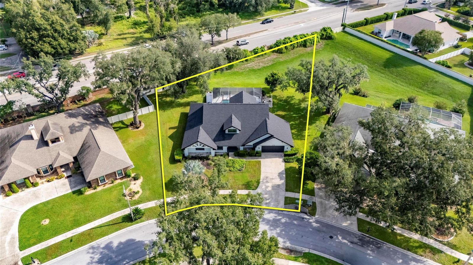 104 BARRINGTON DR